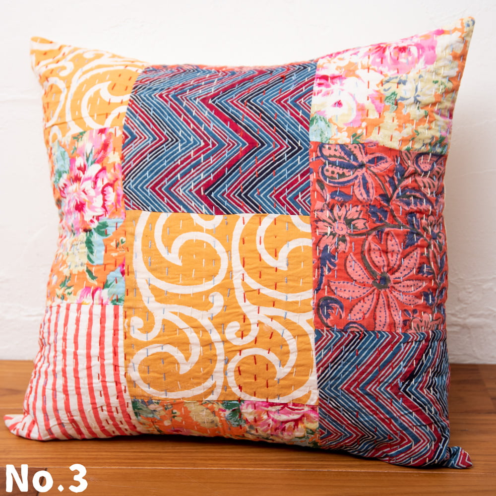 クッションカバー コットン，刺繍 カンタ ウッドブロック : インド