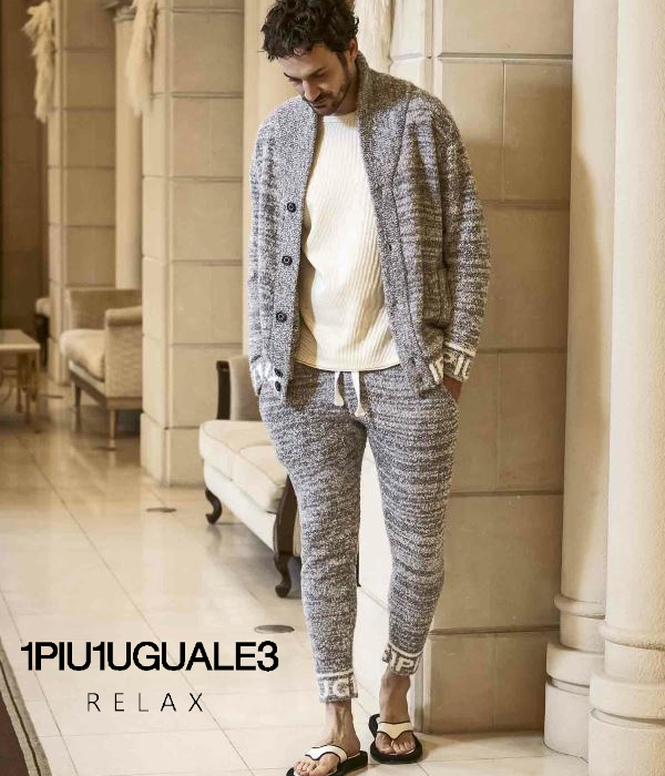 1PIU1UGUALE3 RELAX ウノピゥウノウグァーレトレ リラックス