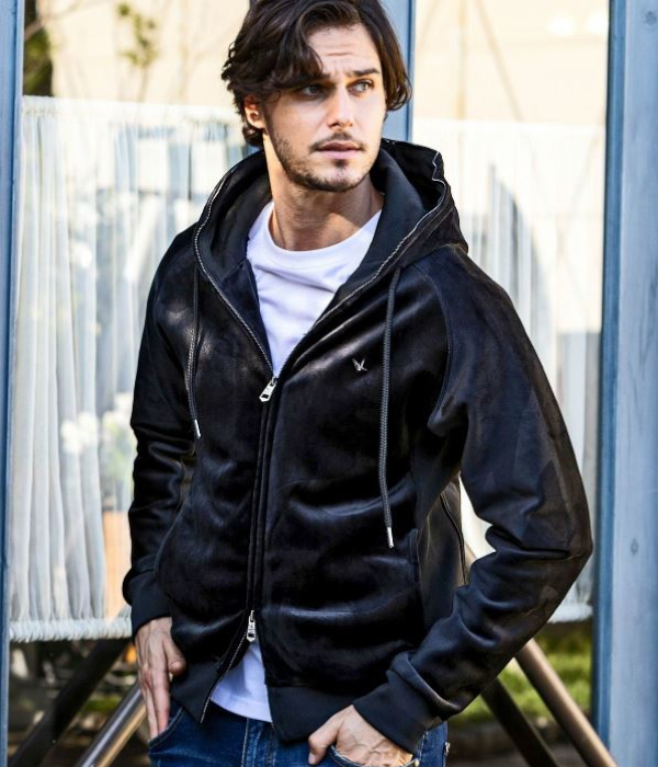 1PIU1UGUALE3 RELAX ウノピゥウノウグァーレトレ リラックス