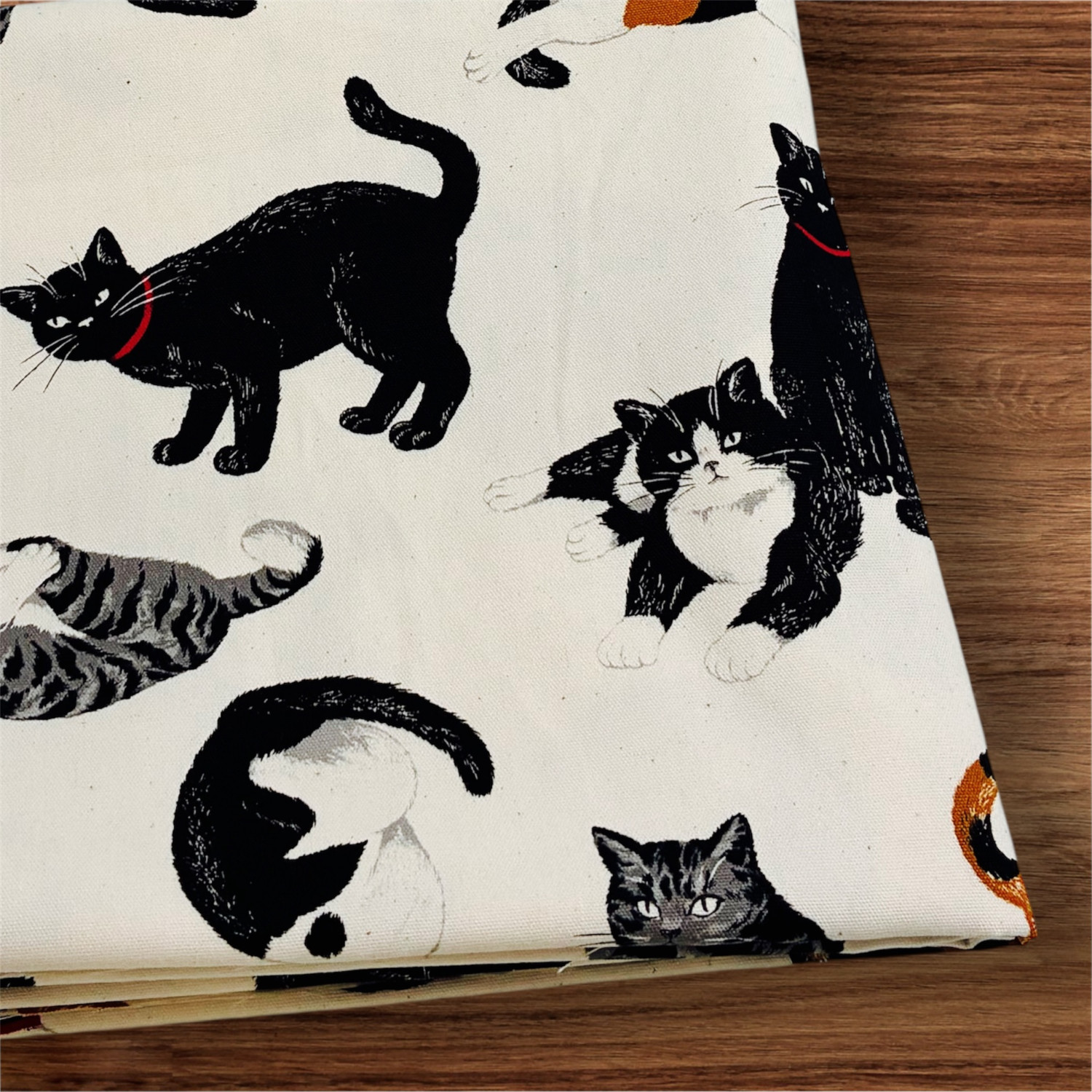 オックス 生地 のんびり 猫 三毛猫 サバ猫 黒猫 コスモ 50cm単位 綿100