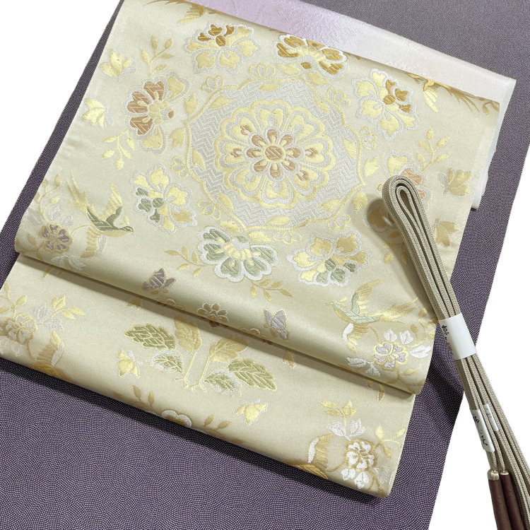 袋帯 箔屋清兵衛 正絹 お仕立代込み 欧亜吉祥文 更紗文様 白茶色