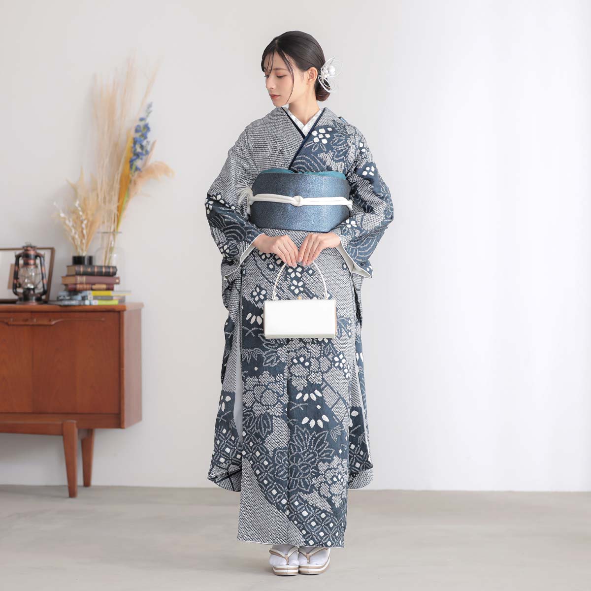 振袖 レンタル 成人式 結婚式 総絞り 紺ねず 牡丹に枝垂れ桜12月〜1月