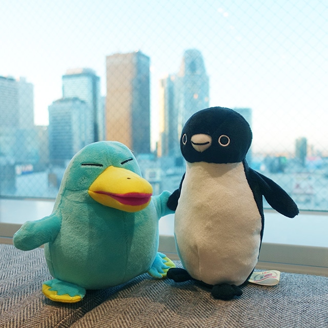 カモノハシのイコちゃん×Suicaのペンギン 手つなぎぬいぐるみ