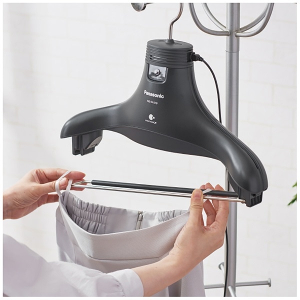 電気脱臭機(ナノイーX搭載) 脱臭ハンガー ブラック MS-DH210-K [車載