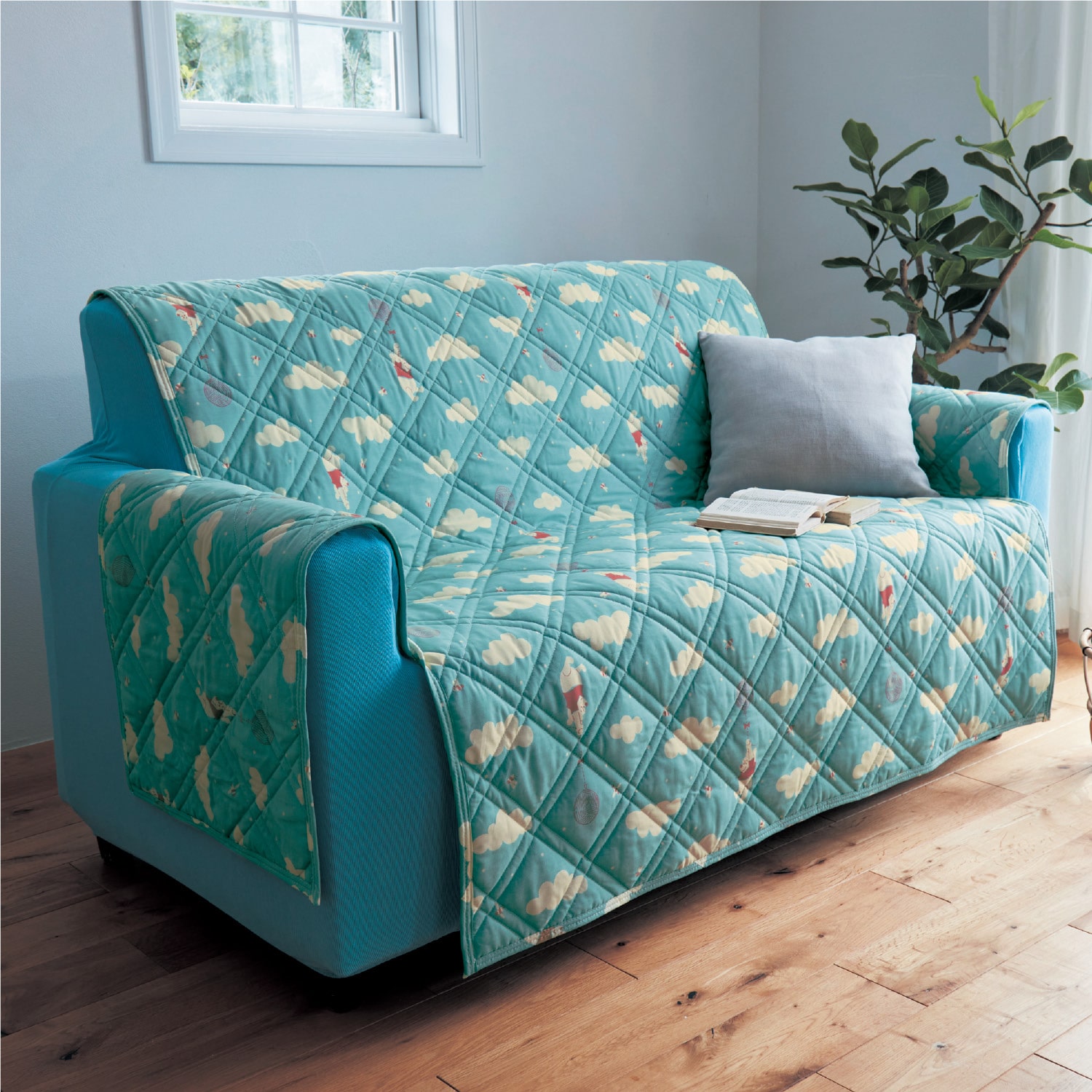 ベルメゾン ディズニー 綿混肘掛け付きソファーカバー（選べる