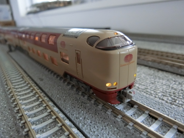 KATO 285系「サンライズエクスプレス」パンタグラフ増設編成 Amazon | KATO Nゲージ 285系0番台 サンライズエクスプレス