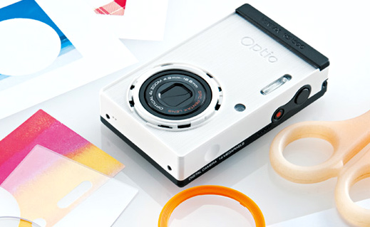 PENTAXの着せ替えデジカメ「Optio RS 1500 」で毎日をオシャレに