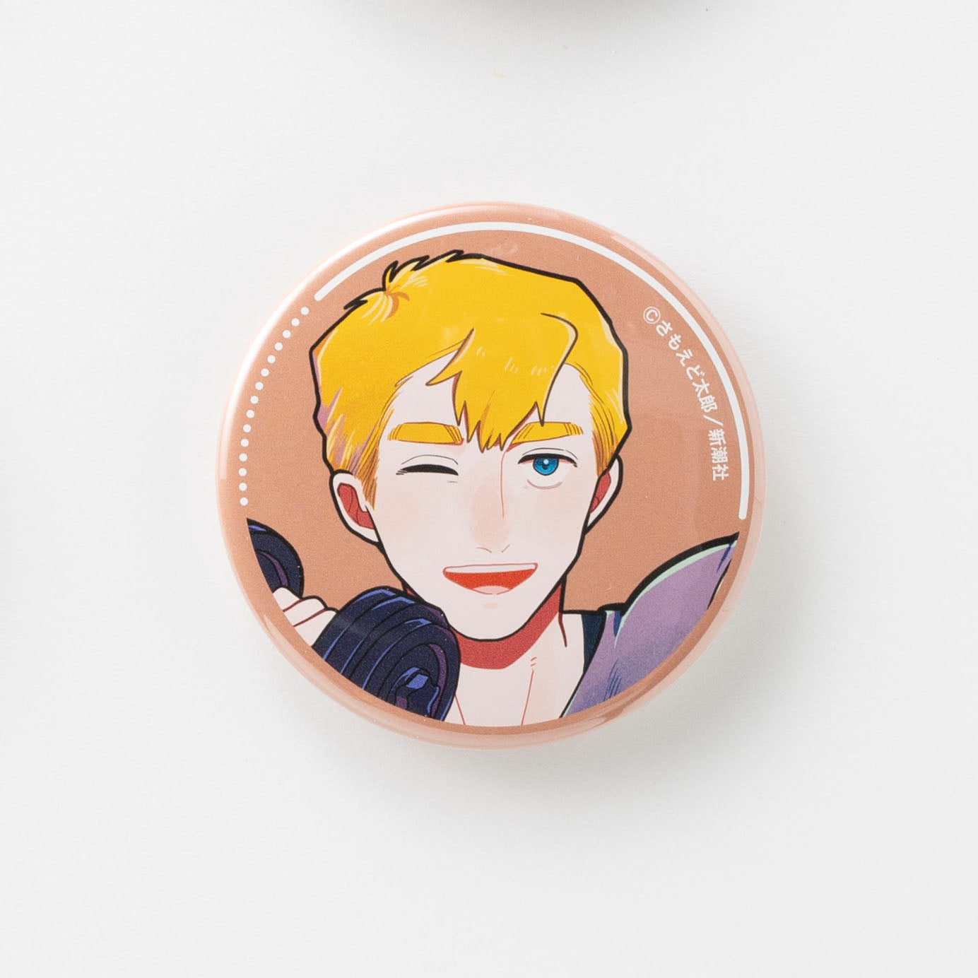 Artiste』キャラクター缶バッジ – 新潮ショップ