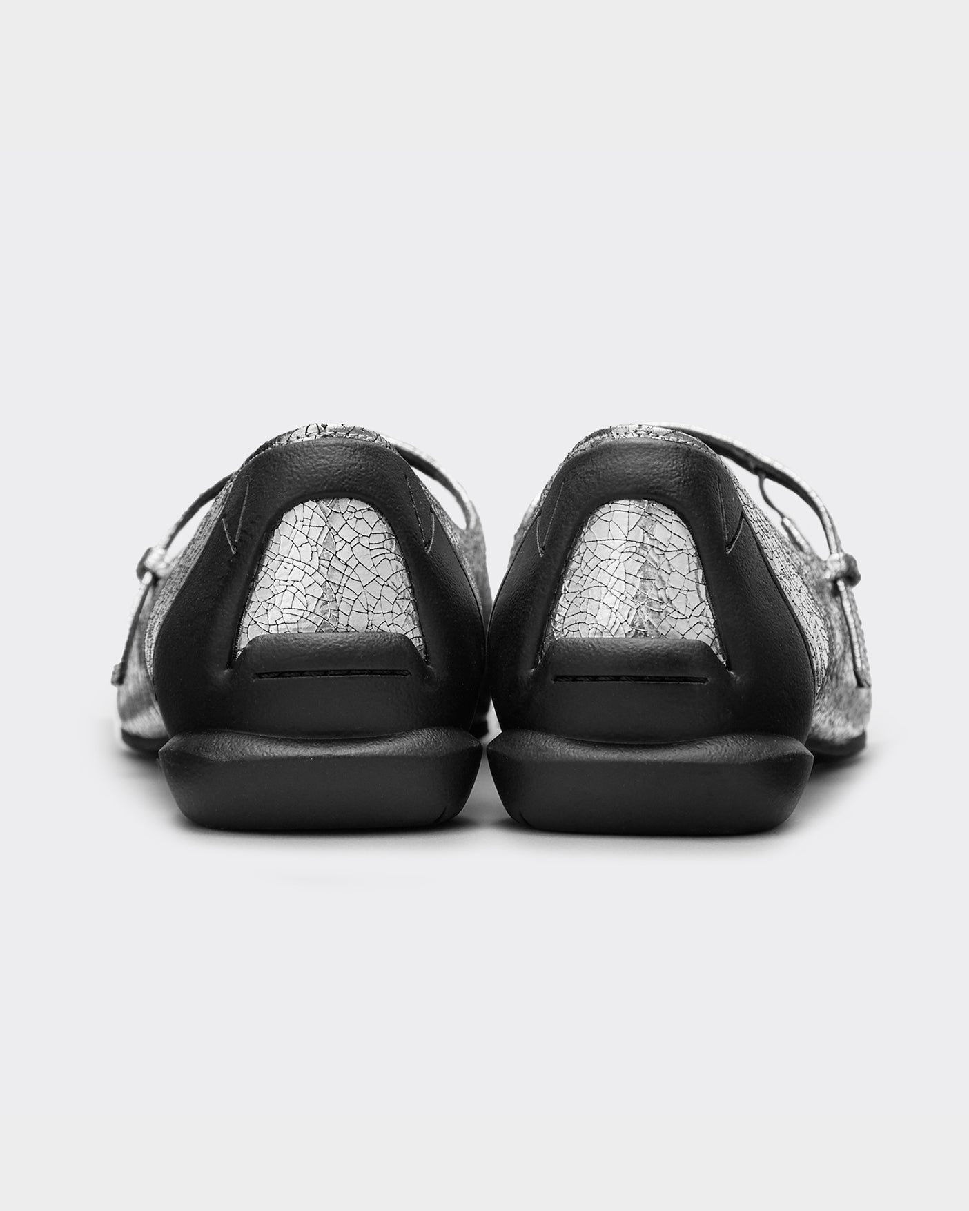 CHISEL TOE MARY JANE / SILVER – SHISEI