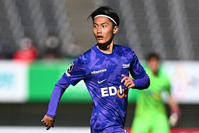 みんな練習場を変えてほしいって…」広島MF東俊希がチームの裏話を