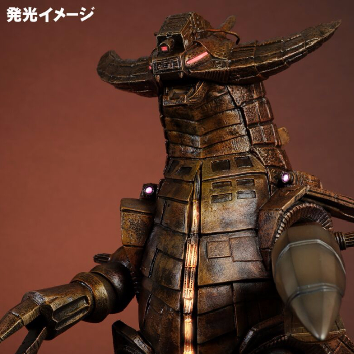 ウルトラ映画」初の新規怪獣「グランドキング」が新たに「激闘カラー