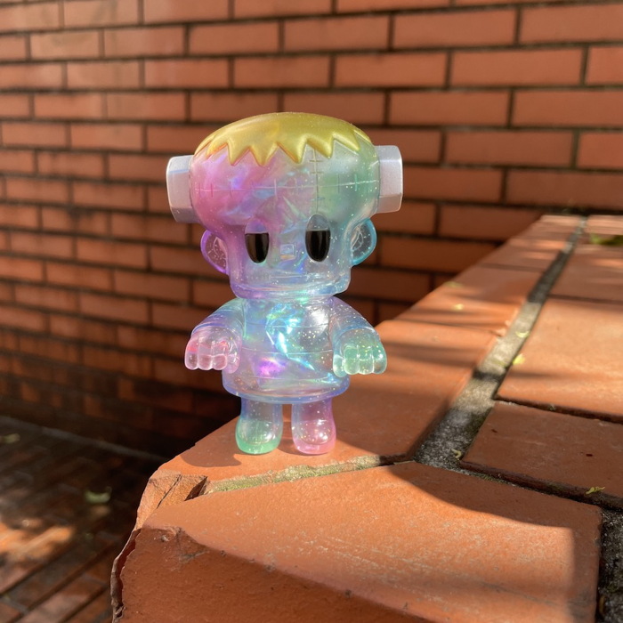 T-BASE渋谷道玄坂店にてアートジャンキーとPEACH HELLが「師弟展」開催