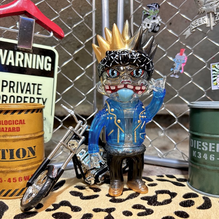 BlackBook Toyから涼しげ「El Loco」「BOY」「BABY」最新作が登場