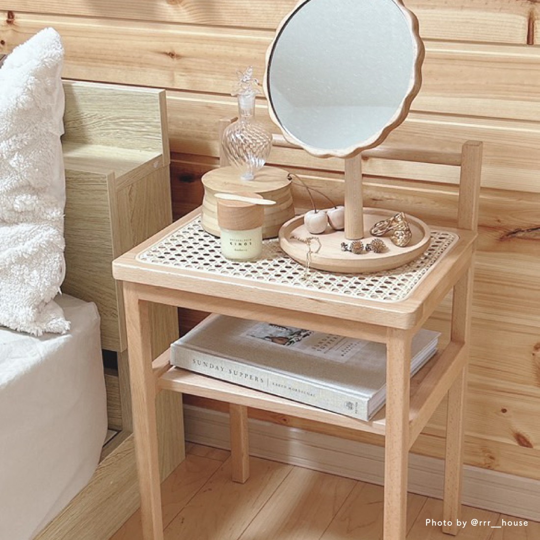 Mash | マッシュ】ラタンサイドテーブル amu アム 天然木使用｜Fresk