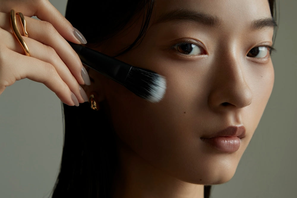 8. SOYO エフォートレス ファンデーション ブラシ