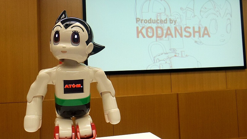 講談社がコミュニケーション・ロボットATOMの完成版を発売 自然な対話