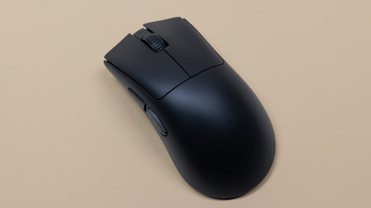 Razer DeathAdder V3 HyperSpeed - Review 2024 - PCMag Middle East
