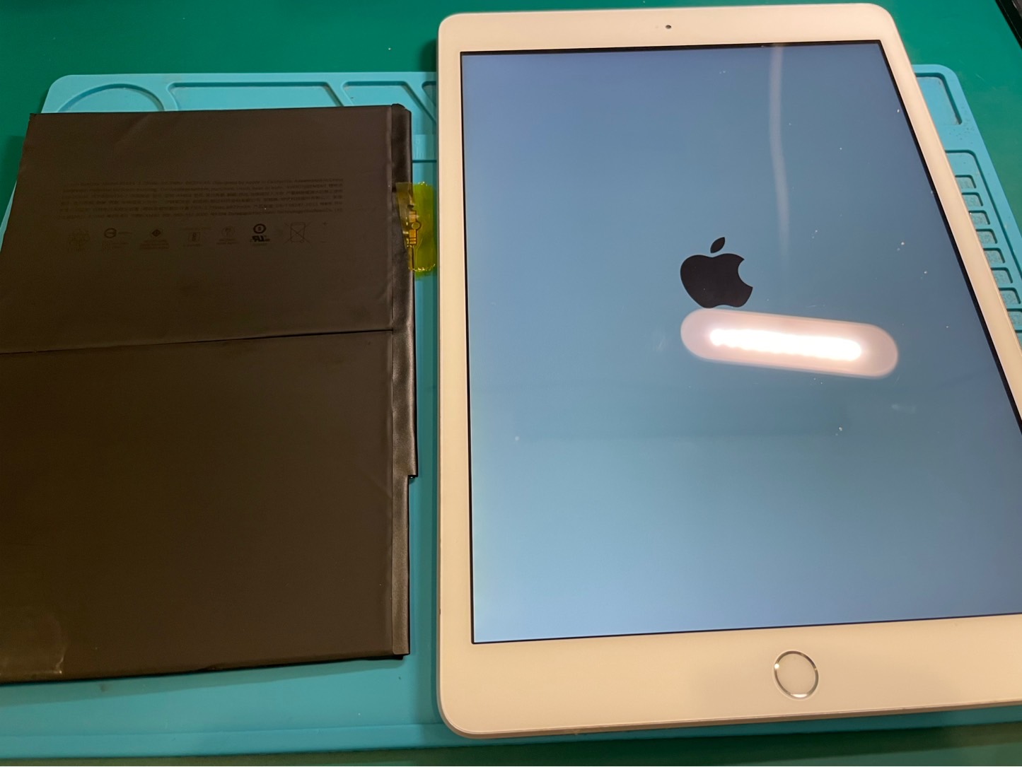 iPad第7世代バッテリー交換【iPad修理所沢】 | iPhone・iPad・スマホ