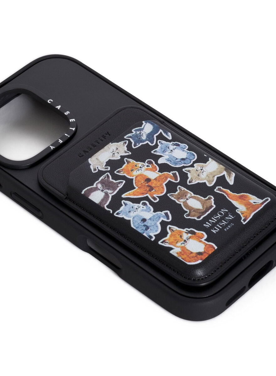 メゾン キツネのスマホグッズ、即完売の予感」ケースティファイとの