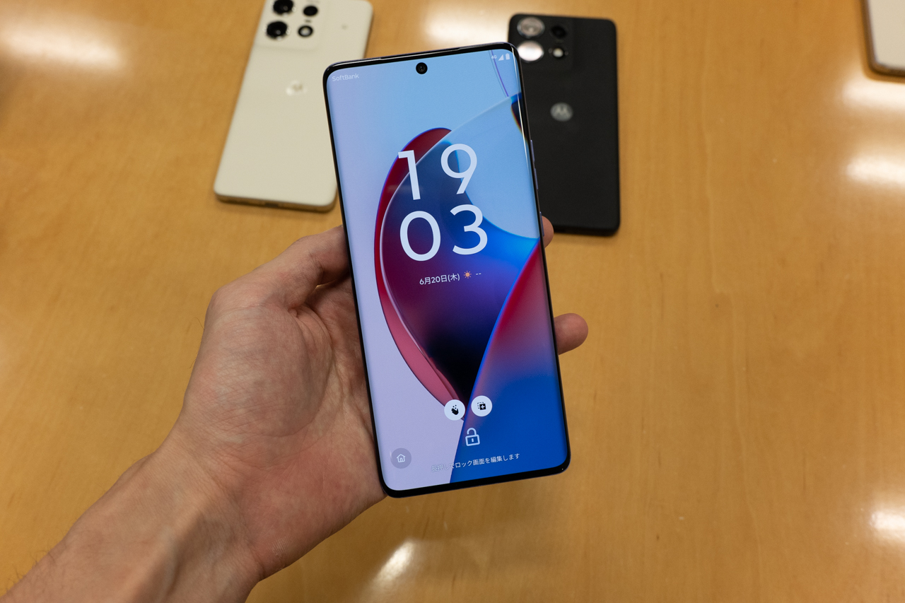 モトローラ「edge 50/50s Pro」発表！144Hz駆動/125W急速充電