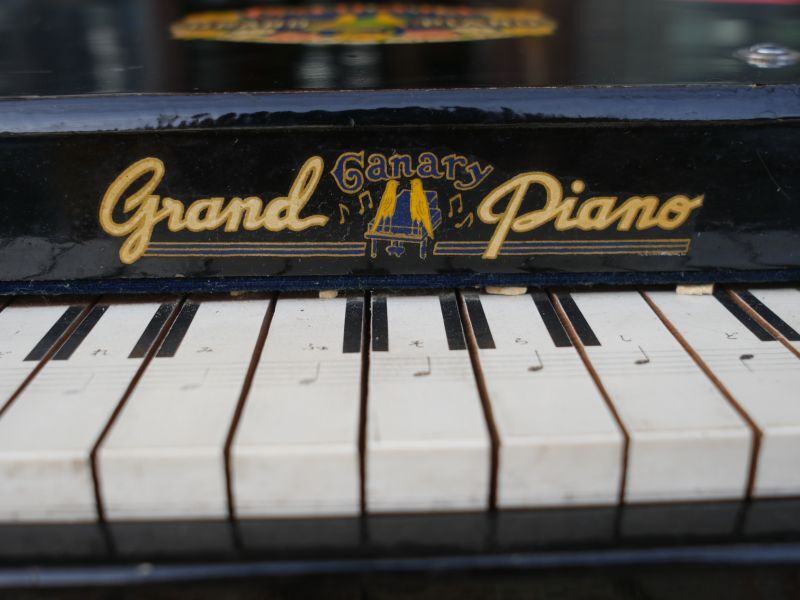 Canary GRAND PIANO 木製トイピアノ ヴィンテージ – smileantiques