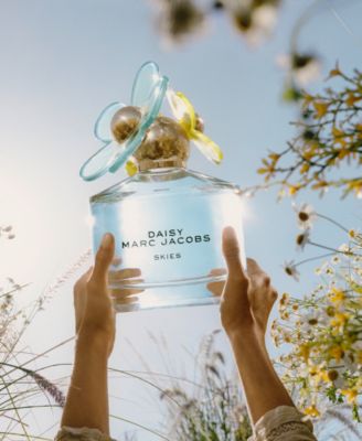 Marc Jacobs Daisy Skies Eau de Toilette Spray, 1.6 oz. - Macy's