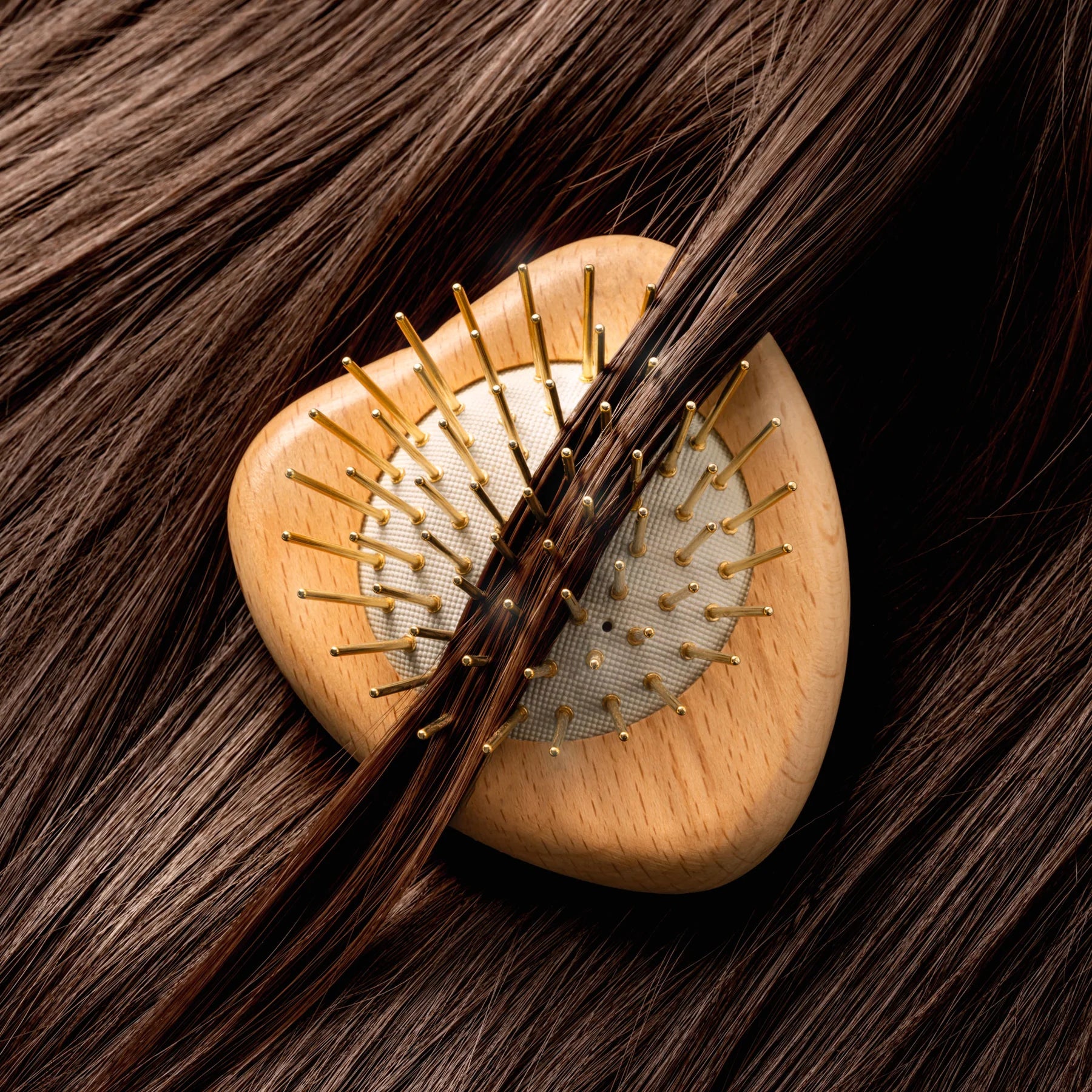 Gua Sha Hair & Scalp Brush: Love Heart Wooden Edition | Snow Fox