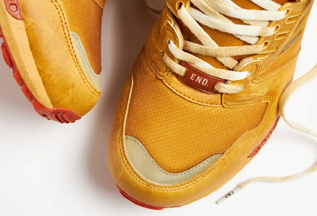 END. x adidas ZX8000 