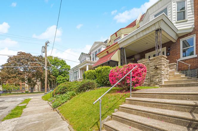 6827 N Gratz St, Philadelphia, PA 19126 | Redfin