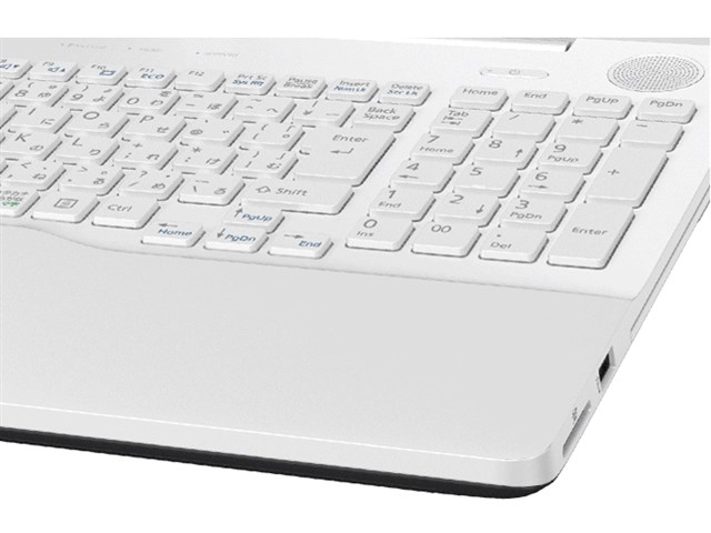 FMV LIFEBOOK AH45/X FMVA45XW [プレミアムホワイト]の通販なら