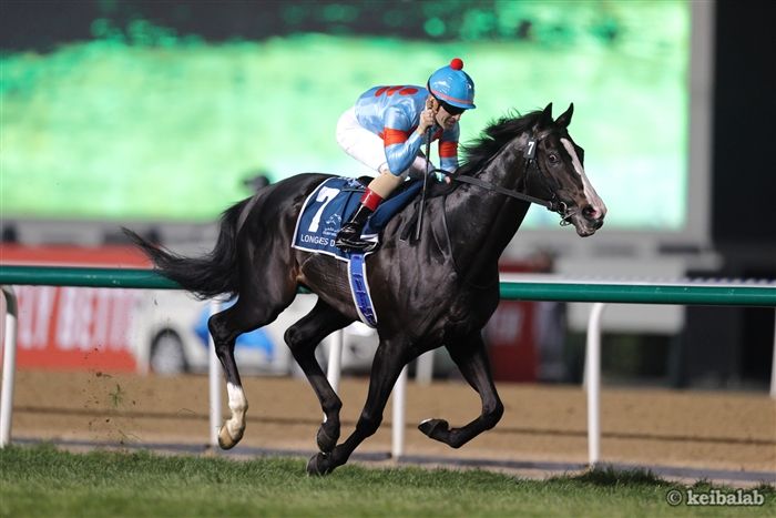 ドバイシーマクラシック】圧巻！王者イクイノックスが逃げ切り後続を