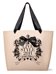 安室奈美恵 公式サイト｜VISION FACTORY