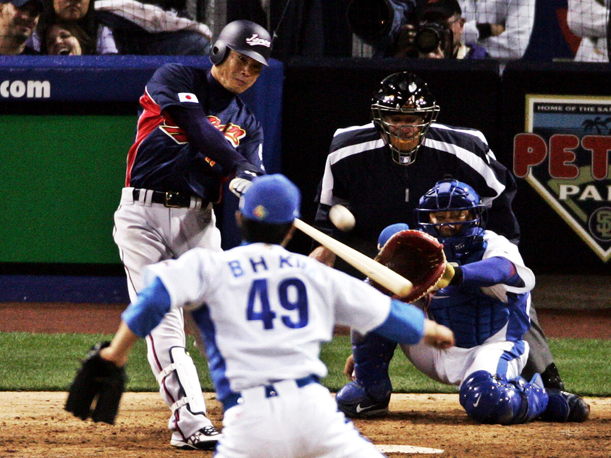 MLB日本人選手列伝】岩村明憲はタンパベイで銅像にもなった 日本人