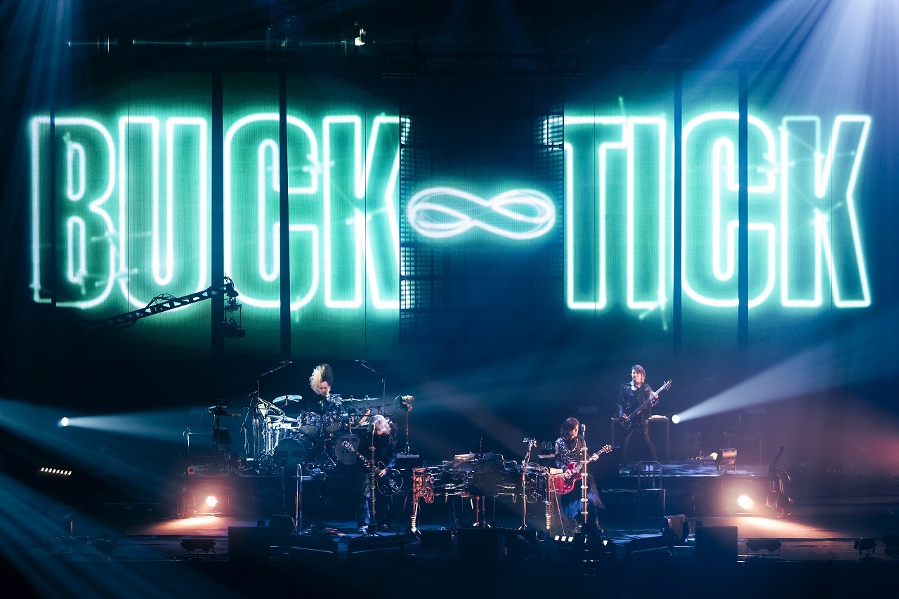 BUCK-TICK、新体制初の日本武道館公演 『ナイショの薔薇の下