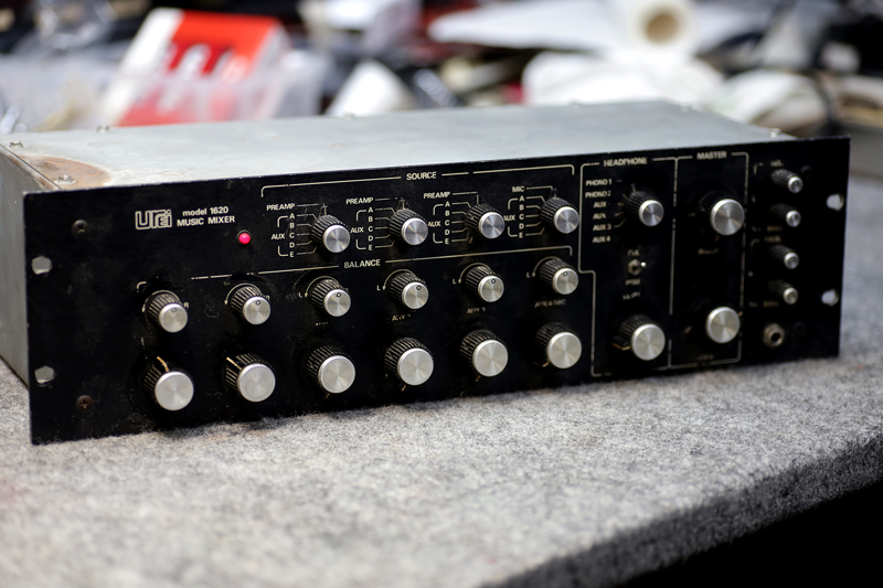UREI 1620 - Phonoカード修理、ノイズ修理
