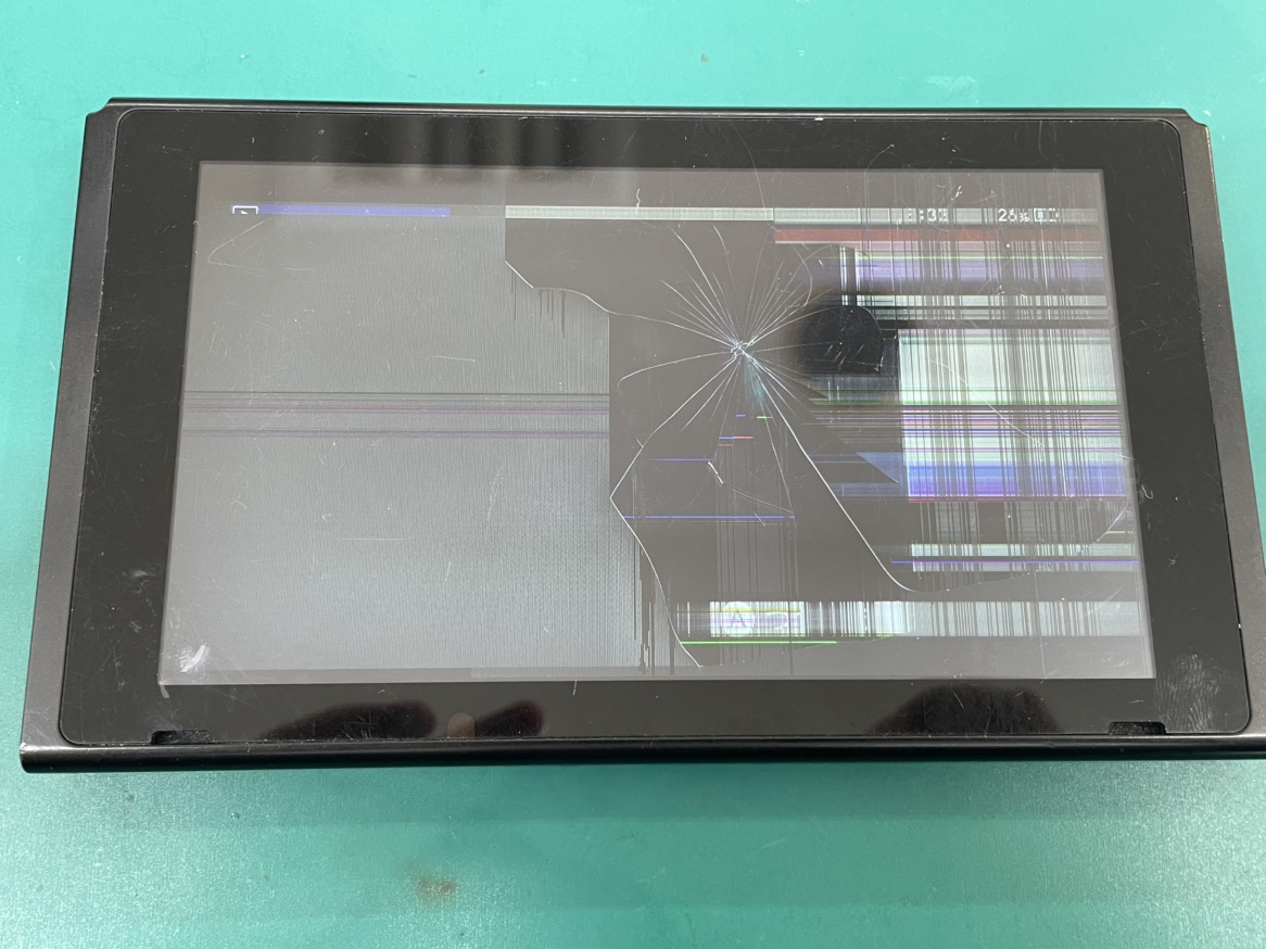 Nintendo Switch 液晶割れ修理 - Switch修理ドットコム