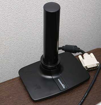 Amazonベーシック モニターアーム シングル ディスプレイタイプ