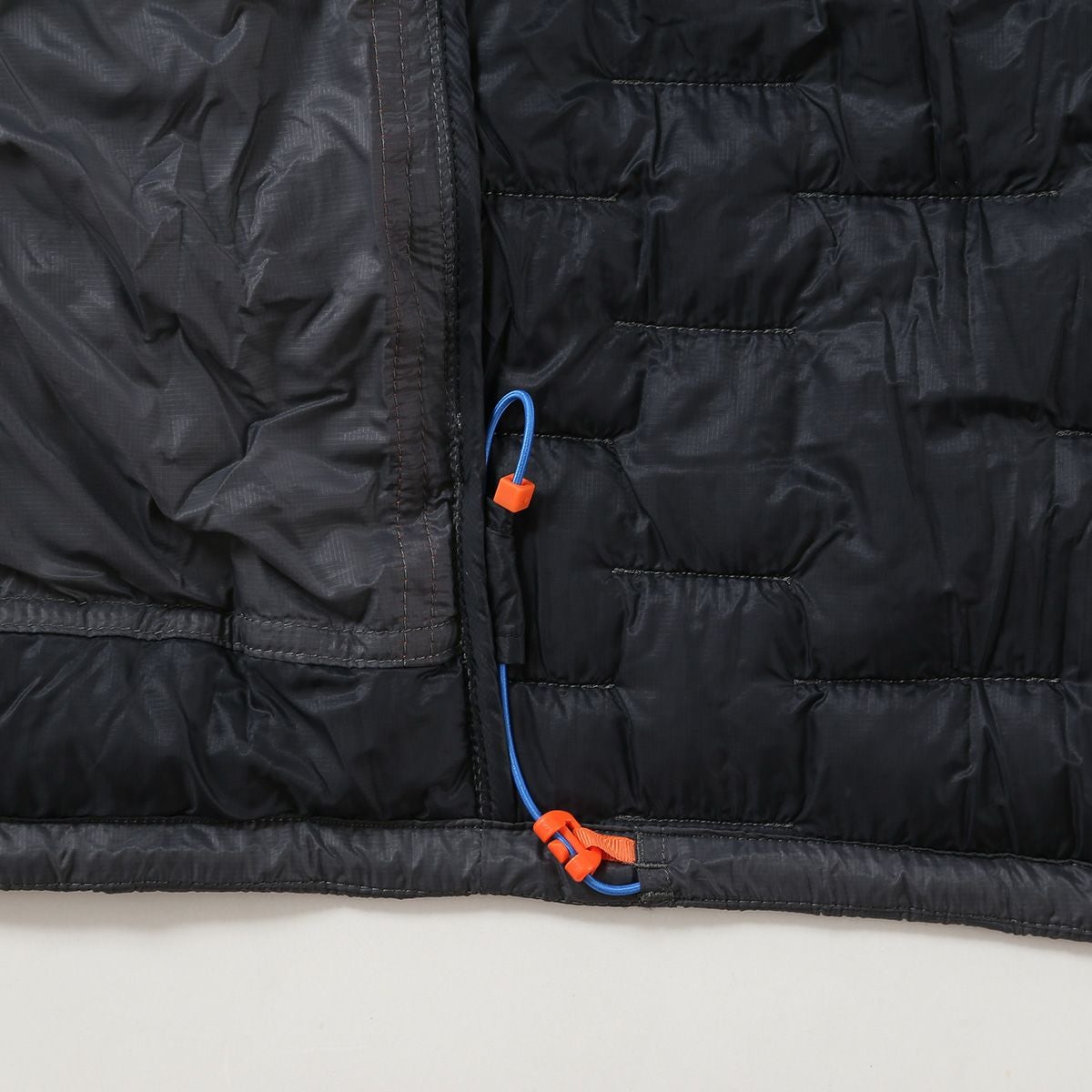 patagonia パタゴニア マイクロパフフーディ メンズ｜SUNDAY MOUNTAIN