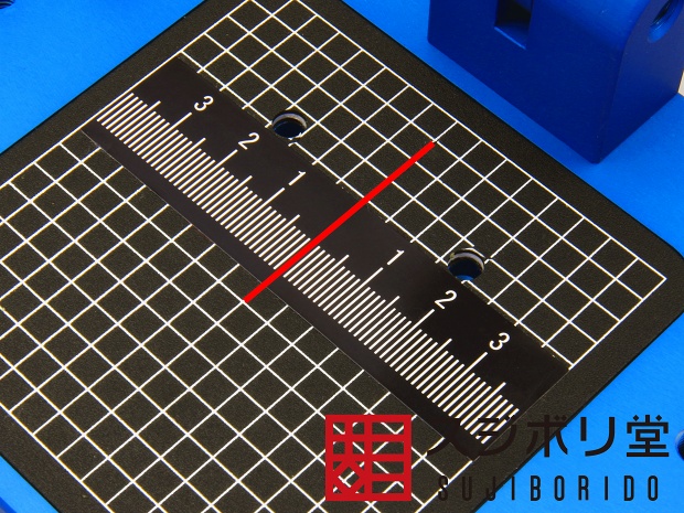 プラ板を切断する工具（チョッパー）です。ガンプラ、フィギュア