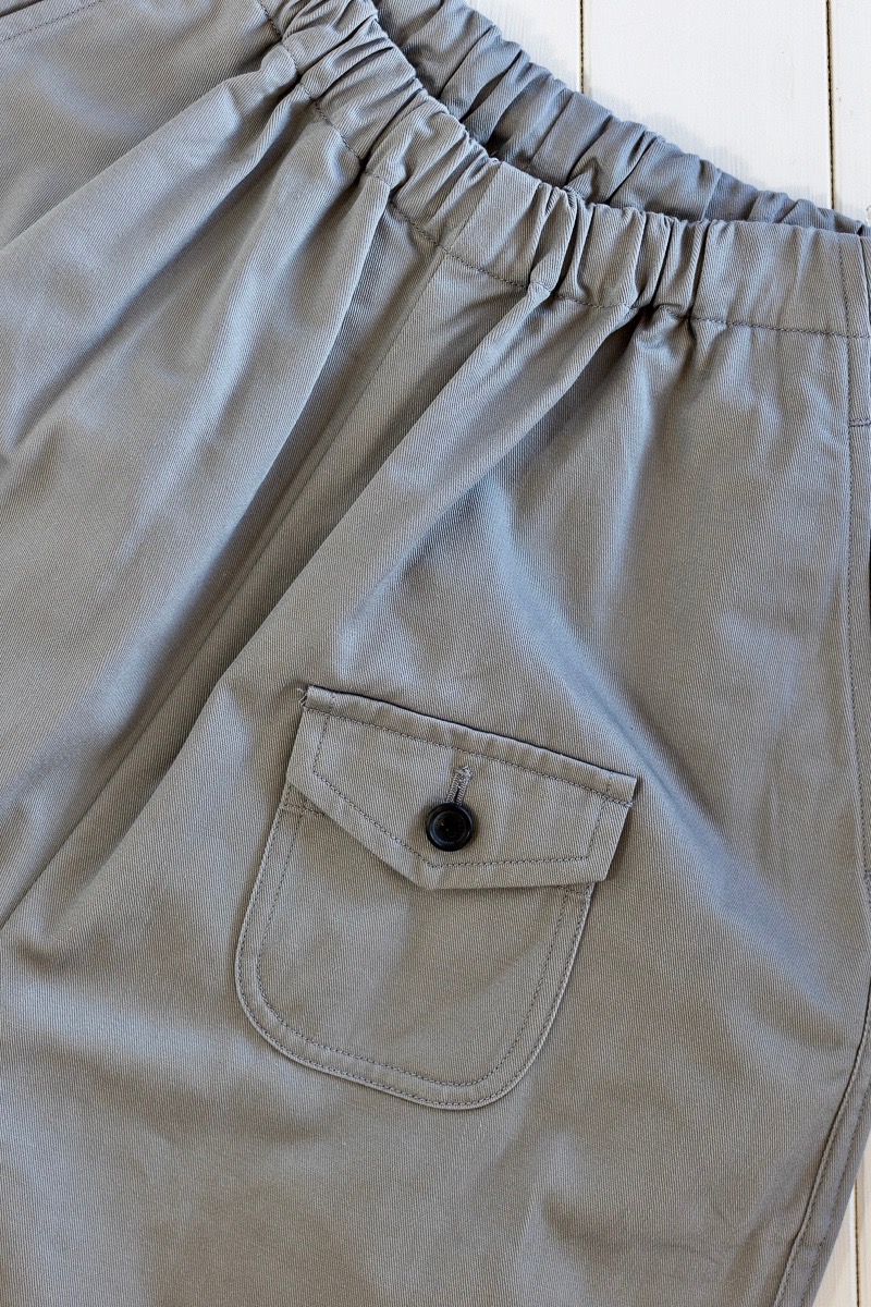 ベージュとミディアムグレー再入荷）ゴーシュのカツラギワイドパンツ