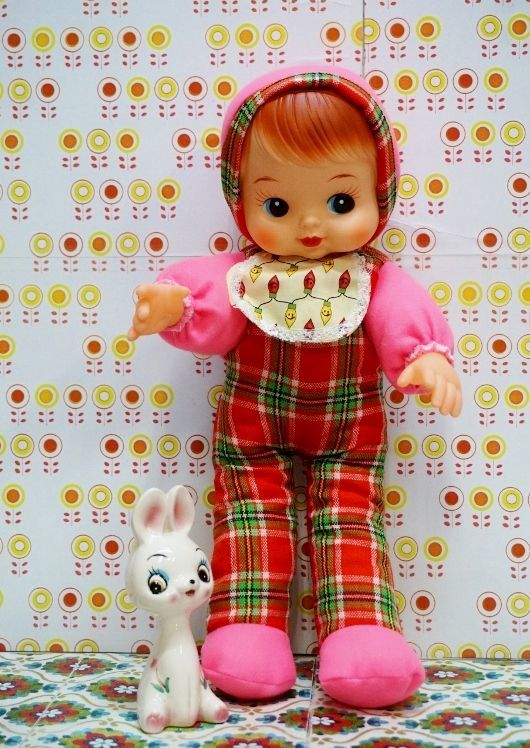 昭和レトロな抱き人形 鳴き人形 赤ちゃん チェックピンク袖 デッド
