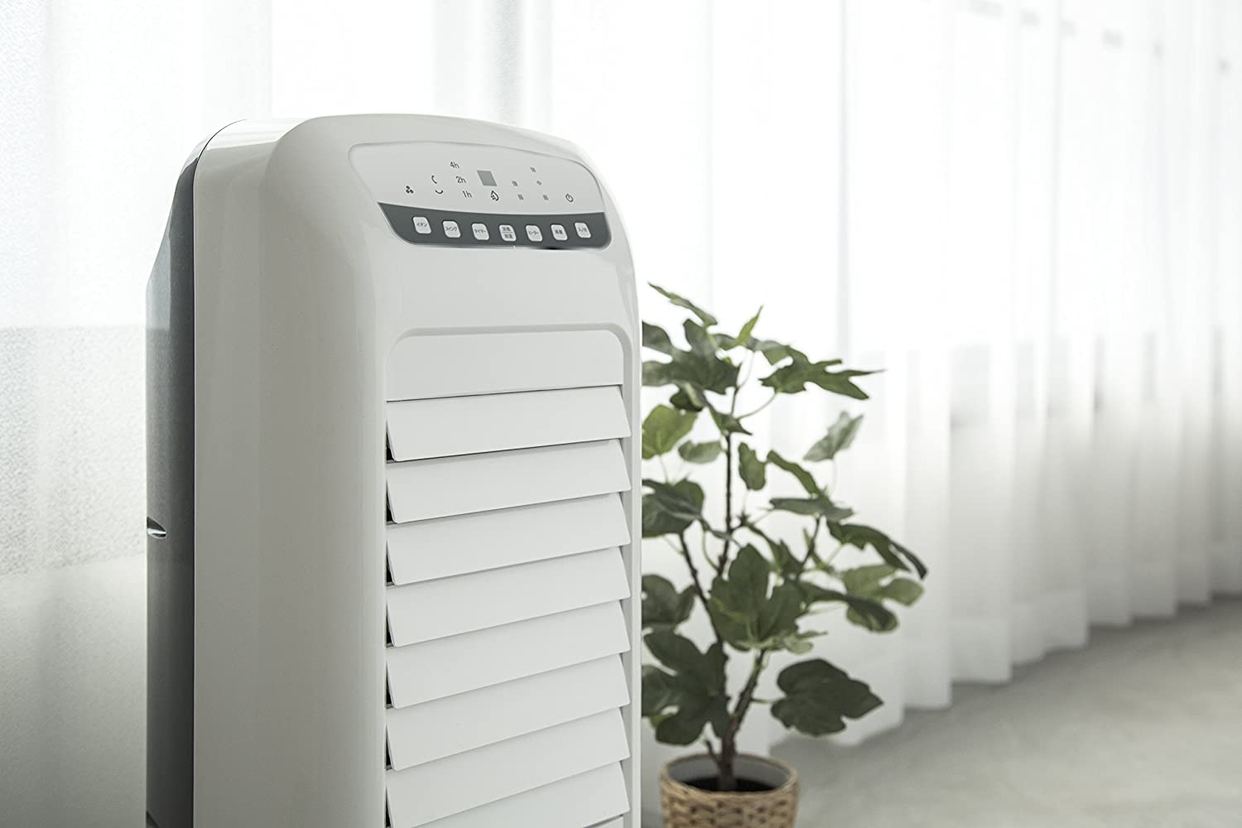 THREEUP(スリーアップ) 加湿機能付温冷風扇 ヒート&クール HCT1802の