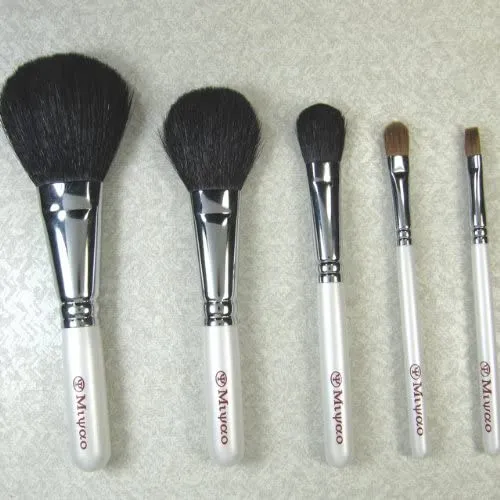 宮尾(Miyao) 熊野筆ホワイトパール・メイクブラシ5本セットの悪い