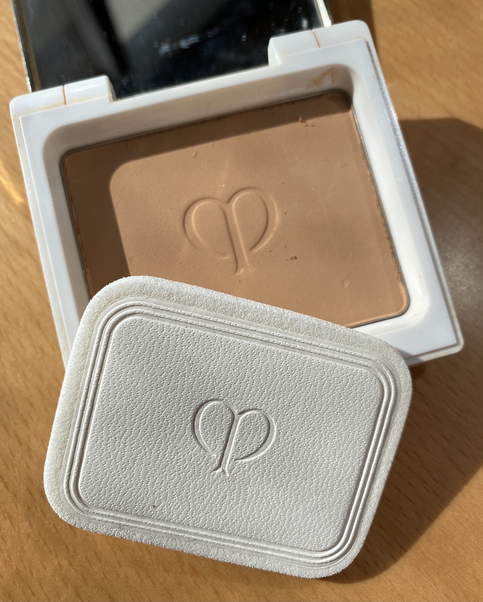 Clé de Peau Beauté(クレ・ド・ポー ボーテ) タンナチュレールプードル