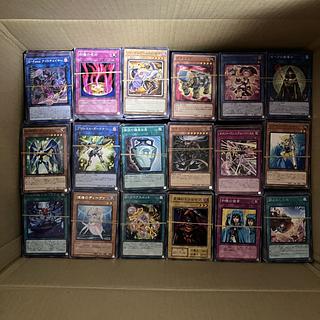 遊戯王 大量まとめ売り 約16000枚 b 遊戯王 大量まとめ売り SR以上 約
