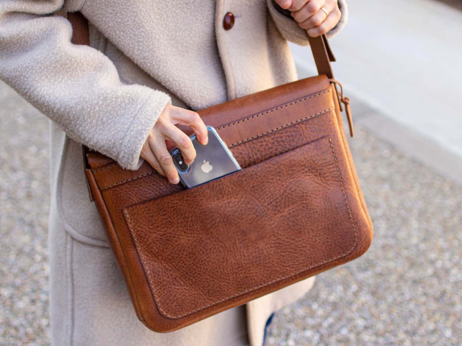 フラップショルダー |analogico（アナロジコ）