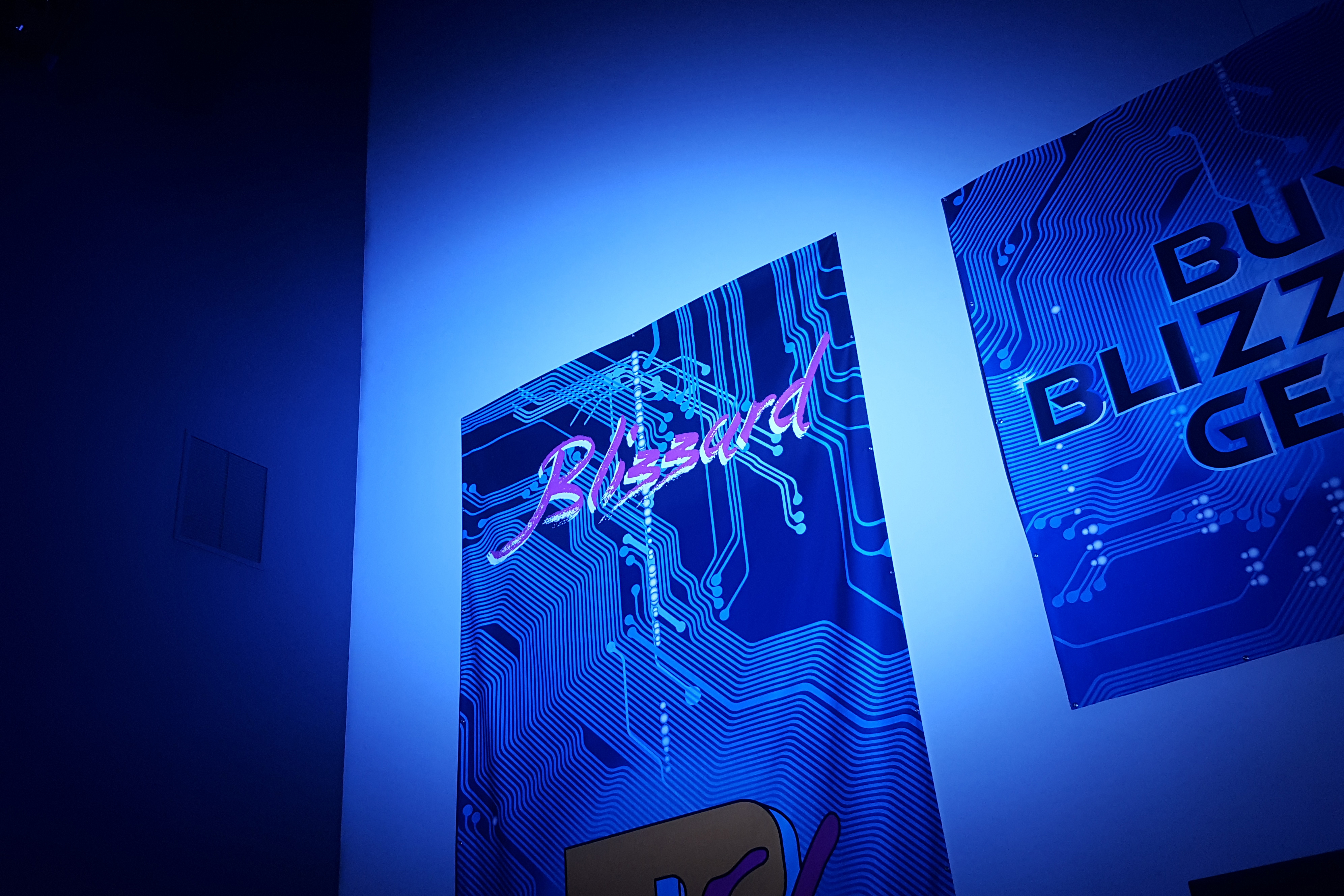 TOURNado™ WiMAX EXA RGBW Outdoor-Rated Wash | Blizzard Lighting