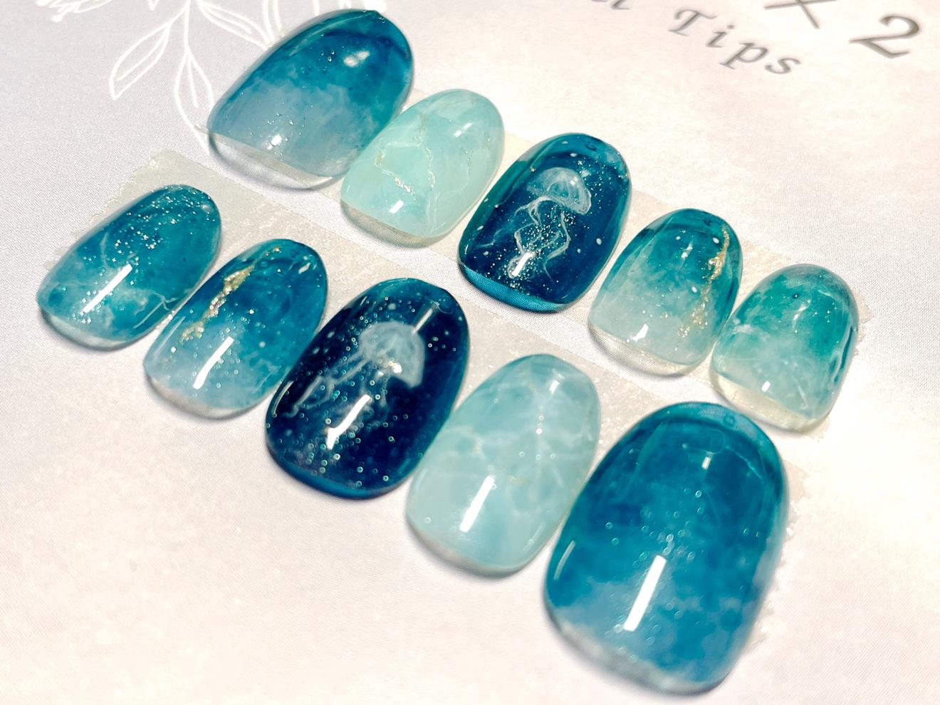 サイズオーダーネイルチップ】幻想図鑑 No.1『深海に落ちる夢』 ｜リベ