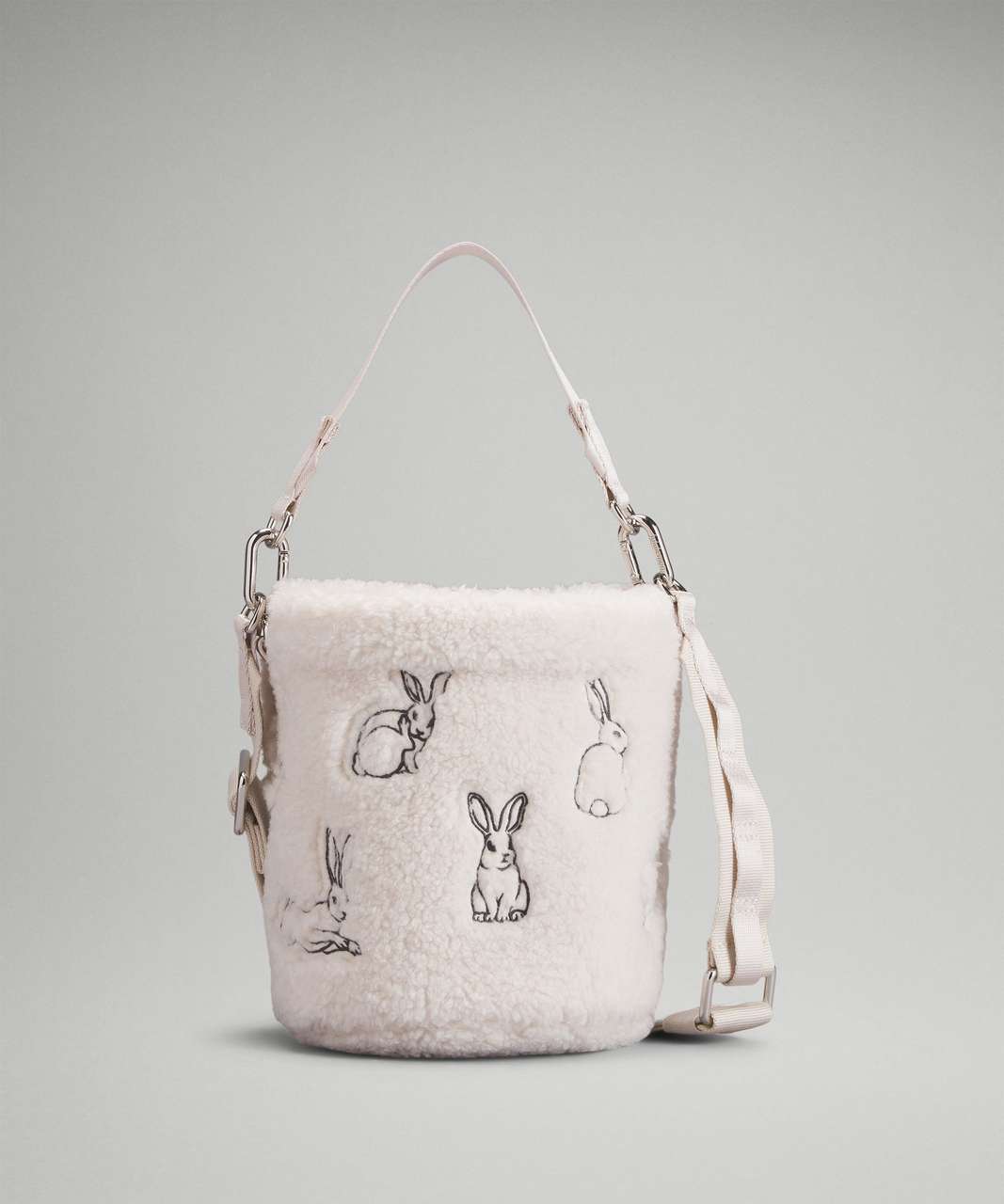 Lululemon New Year Crossbody Fleece Bucket Bag 2.5L - Rabbit Plush