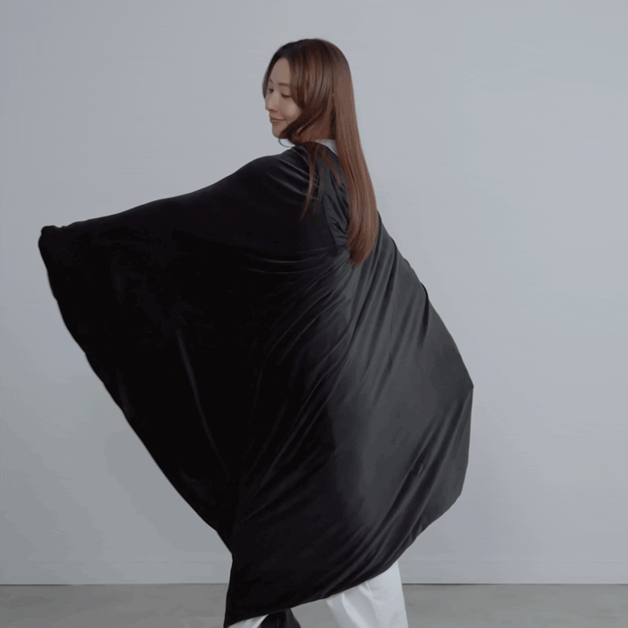 大人だって、くるまれたい！ついに爆誕「大人のおくるみ